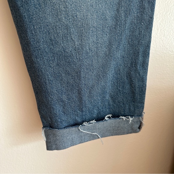 Women’s size 28 BDG Mom jeans - Picture 10 of 13